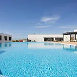 Maruxia And Pool Apartemnt Apartment