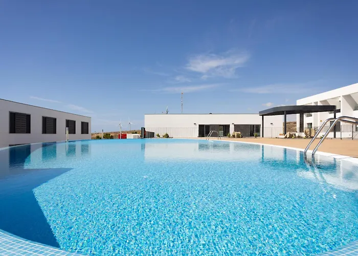 Maruxia And Pool Apartemnt Lägenhet