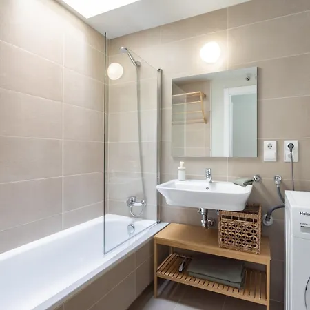 Maruxia And Pool Apartemnt Appartement *