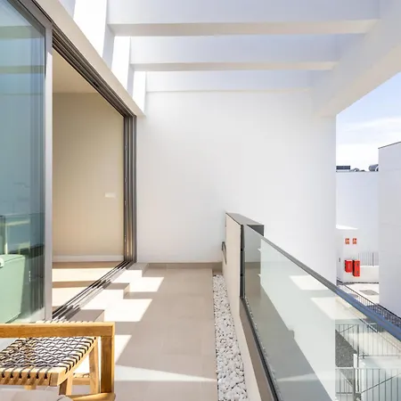 Maruxia And Pool Apartemnt *